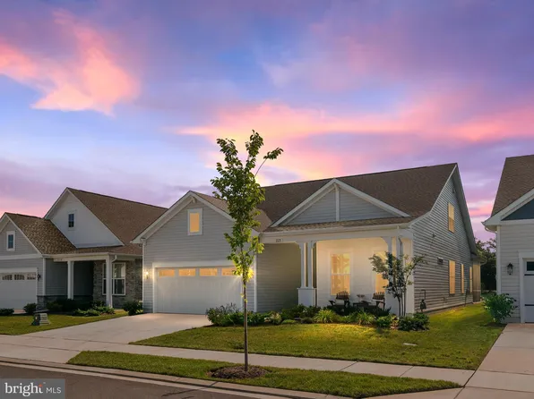 223 Broadwater Dr, Chester, MD 21619