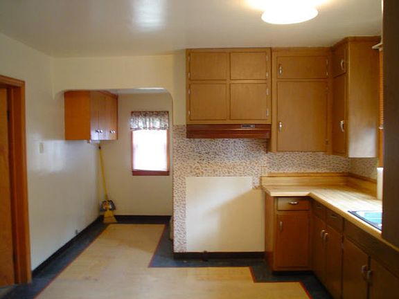 2nd image of 2724 Parkridge Ave