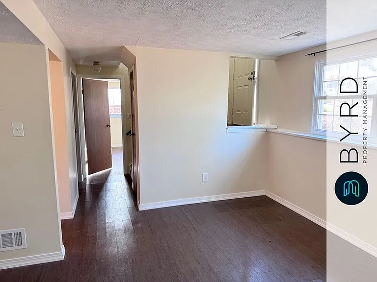 2411 Carriage Creek Rd — Photo 14