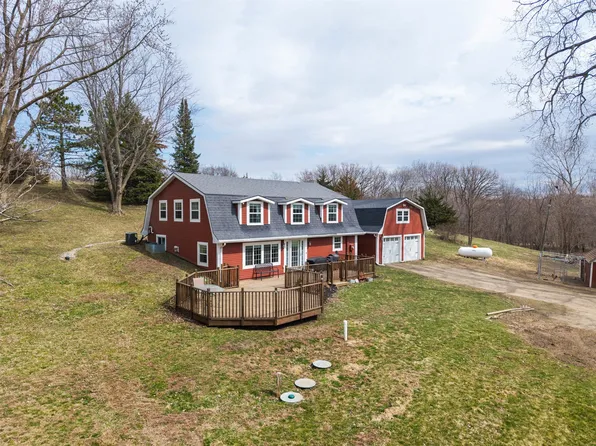 7946 Highway S52 N, Baxter, IA 50028