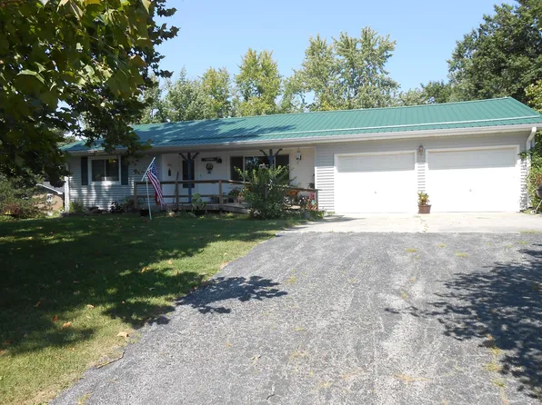 1108 E Clay St, Albany, MO 64402