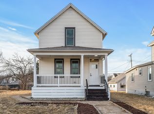 756 Geranium Ave E, Saint Paul, MN 55106