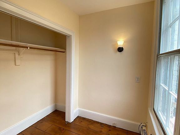 5th image of 88 Washington St Unit 4