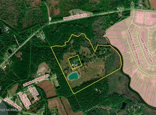 240 Lewis Howard Rd, Holly Ridge, NC 28445