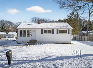 25 Oslo St, Mystic, CT 06355