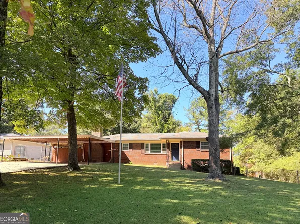 197 Cooper Lake Rd SE, Mableton, GA 30126