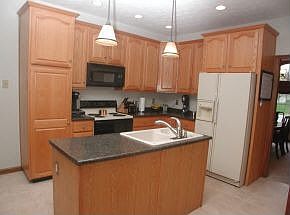 5th image of 792 S Lantern Ln