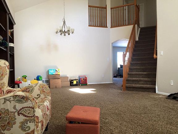 Large front room and dining room, all bedrooms upstairs