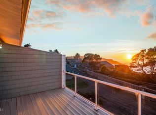 420 SW Coast Ave, Depoe Bay, OR 97341