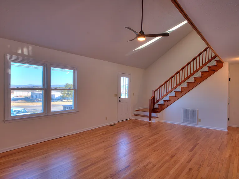 669 Lee Jackson Hwy — Photo 31