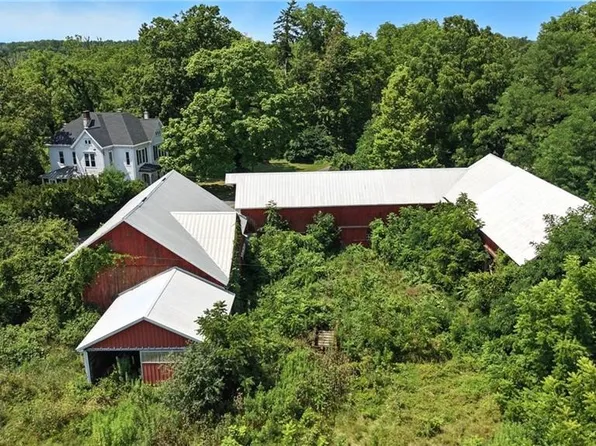 850 Bell Rd, Clifton Springs, NY 14432