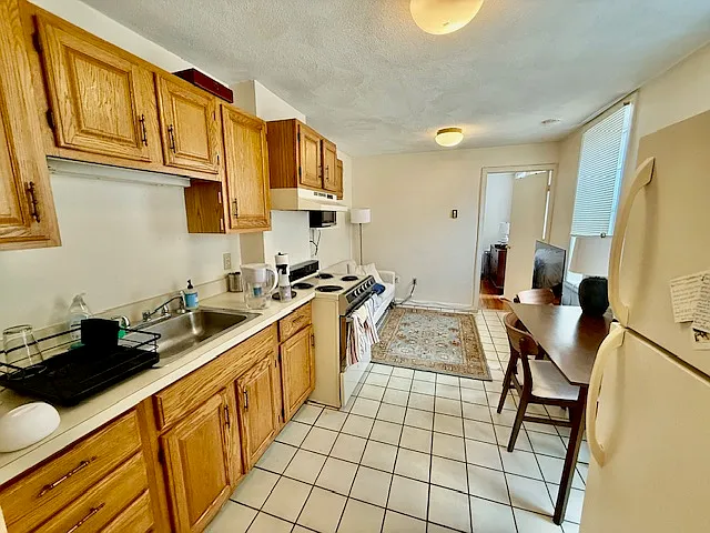 24 Cooper St #5 — Photo 2