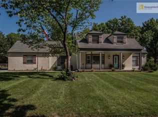 400 W 115th Ter, Kansas City, MO 64114