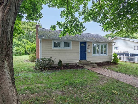 2nd image of 159 Hillcrest Ave