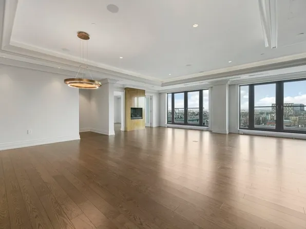 776-778 Boylston St #E9-d, Boston, MA 02199