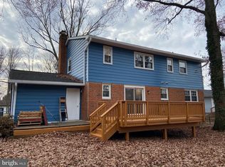 8706 Old Courthouse Rd, Vienna, VA 22182