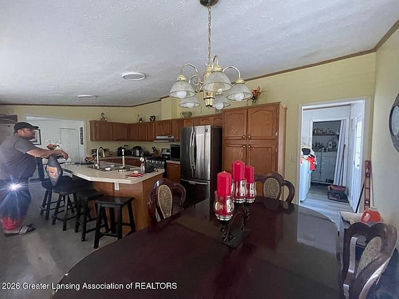 5th image of 18205 W Peet Rd