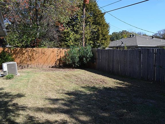 5th image of 1111 Glen Creek Dr