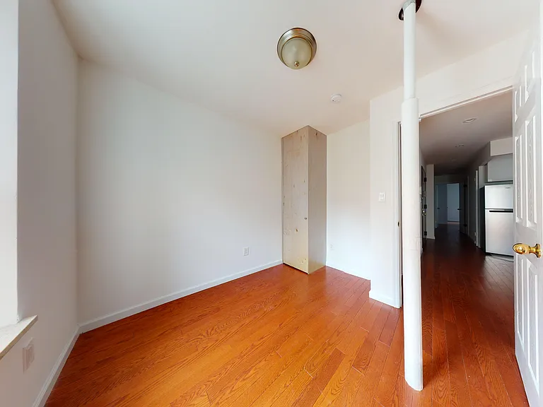 104 2nd Ave #7 — Photo 11