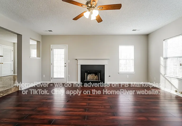 470 Cherry Branch Ln — Photo 4