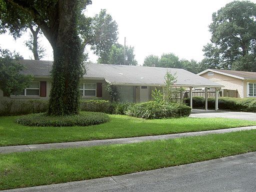 1st image of 3218 E Crystal Lake Ave