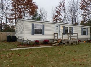 9 Mallard Dr, Plattsburgh, NY 12901