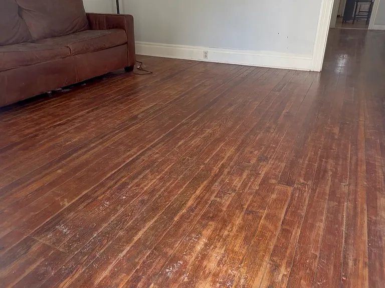 642 Columbia Ave — Photo 2