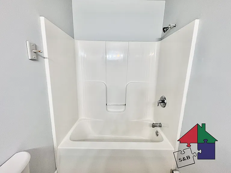 4 Green St #103 — Photo 24