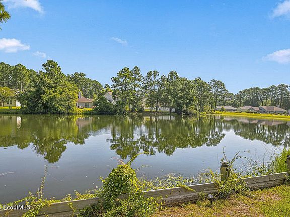 4th image of 22 Shell Pointe Ct