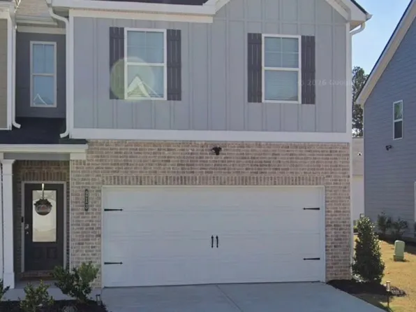 213 Switcher Ct, Union City, GA 30291
