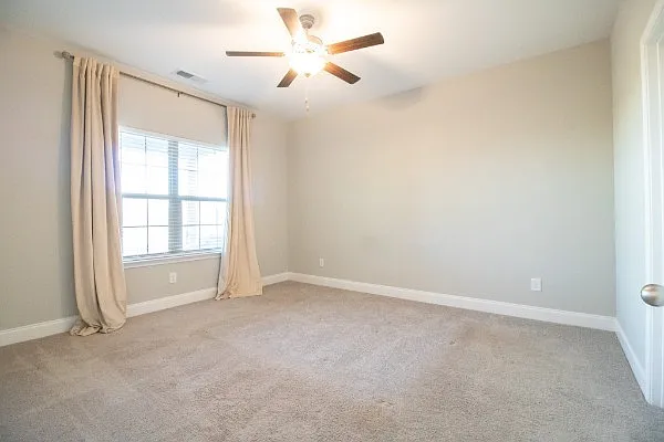 3043 Huntsman Dr — Photo 8