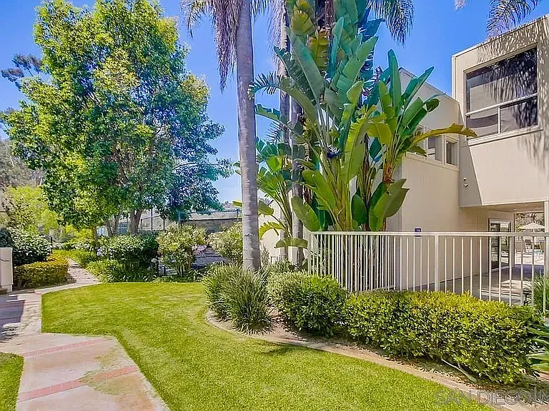2725 Ariane Dr — Photo 4