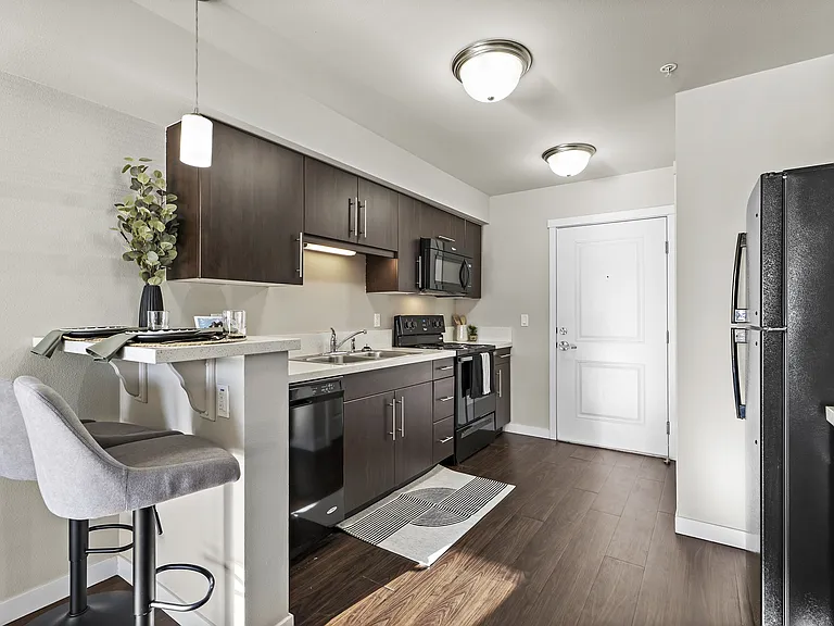 5501 Prefontaine Ave — Photo 5