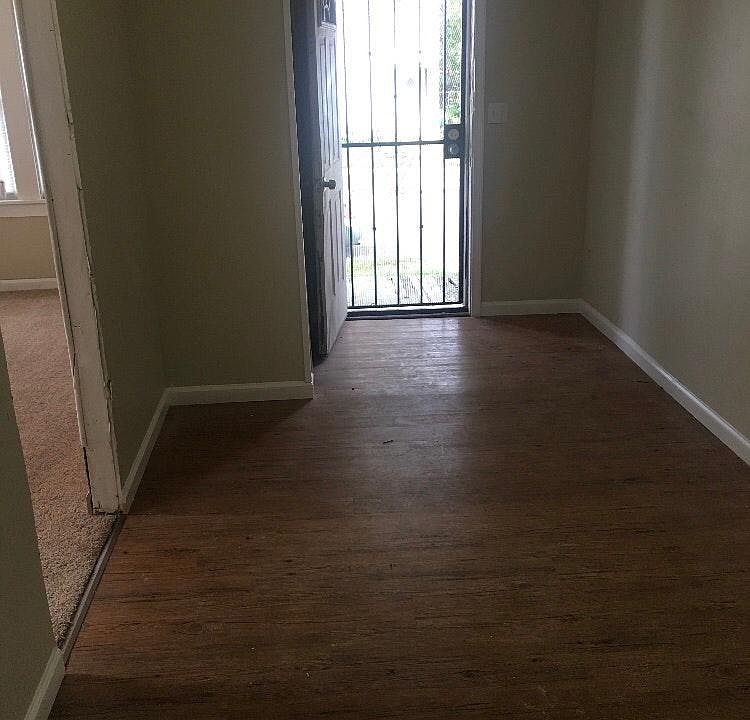 1st image of 93 Hill St #1