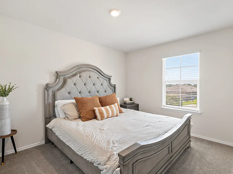 20523 Lorena Xing — Photo 13