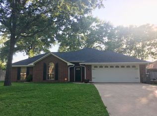 303 August Ln, Lufkin, TX 75904