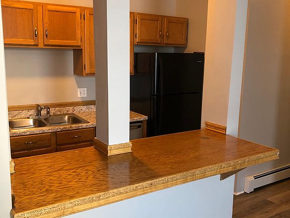 2nd image of 207 N Townsend St APT 3