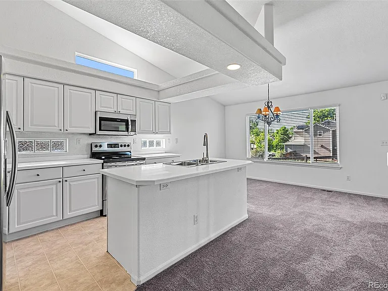 5160 Ashbrook Cir — Photo 10
