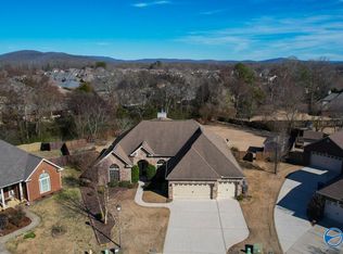 4606 Garden Moss Dr SE, Owens Cross Roads, AL 35763