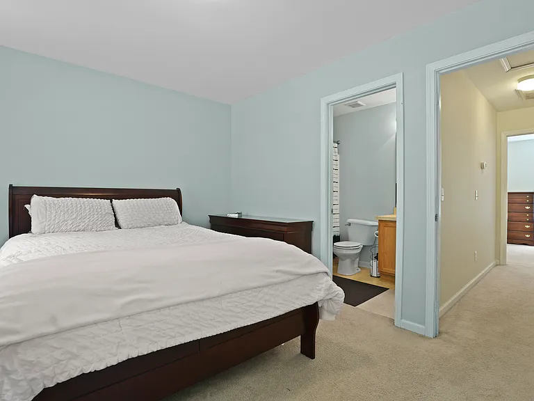 223 Station Mill Blvd — Photo 21
