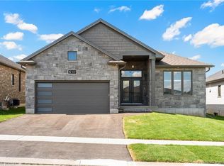 6 Patten Dr, Saint George, ON N0E1N0
