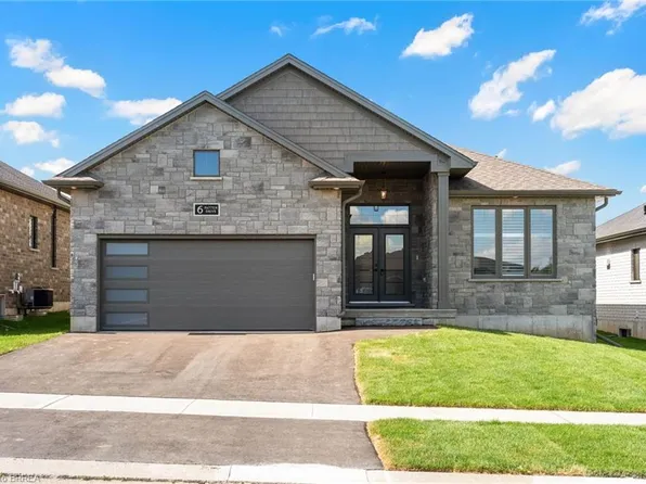 6 Patten Dr, Saint George, ON N0E 1N0