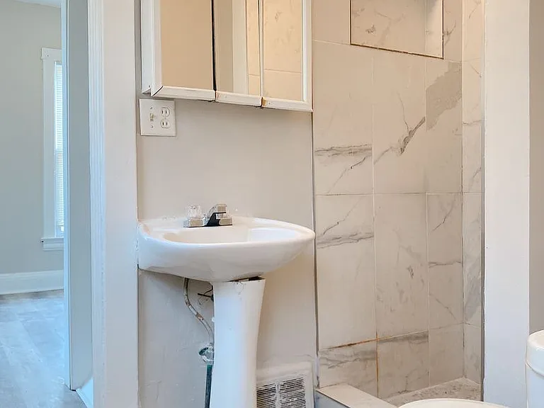 4543 Hamilton St — Photo 15