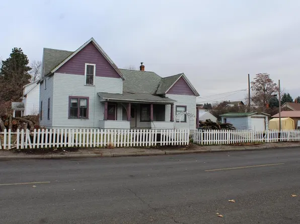 212 N 1st St, Dayton, WA 99328