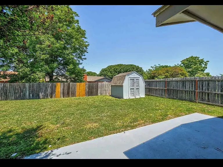 7107 NW Birch Pl — Photo 19