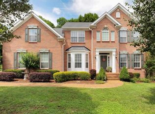 207 Spy Glass Way, Hendersonville, TN 37075