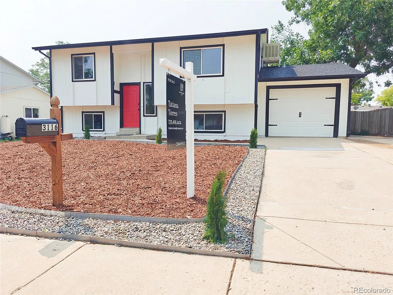 4 bed, 1588 sqft, $3,095 — Photo 2