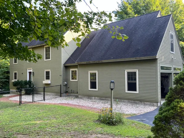 33 Canterbury Court, Sanford, ME 04083