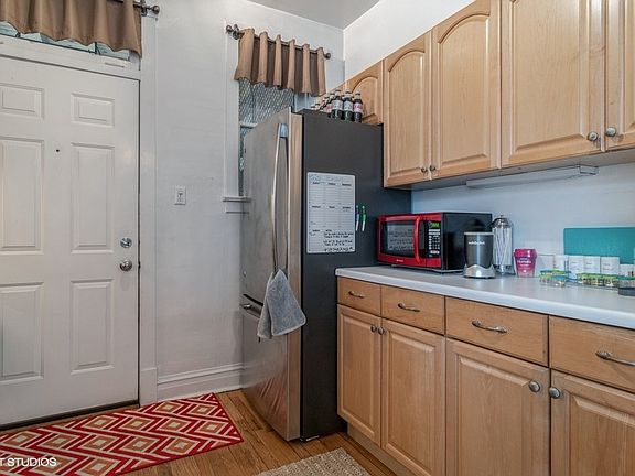 3rd image of 822 W Wrightwood Ave #2609-2
