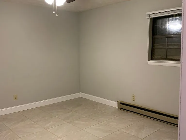 102 McConnell St — Photo 6